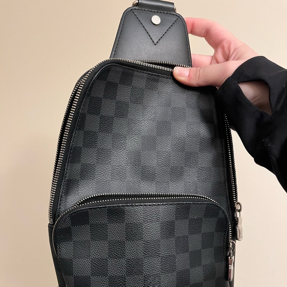 Authentic Louis Vuitton Slingbag